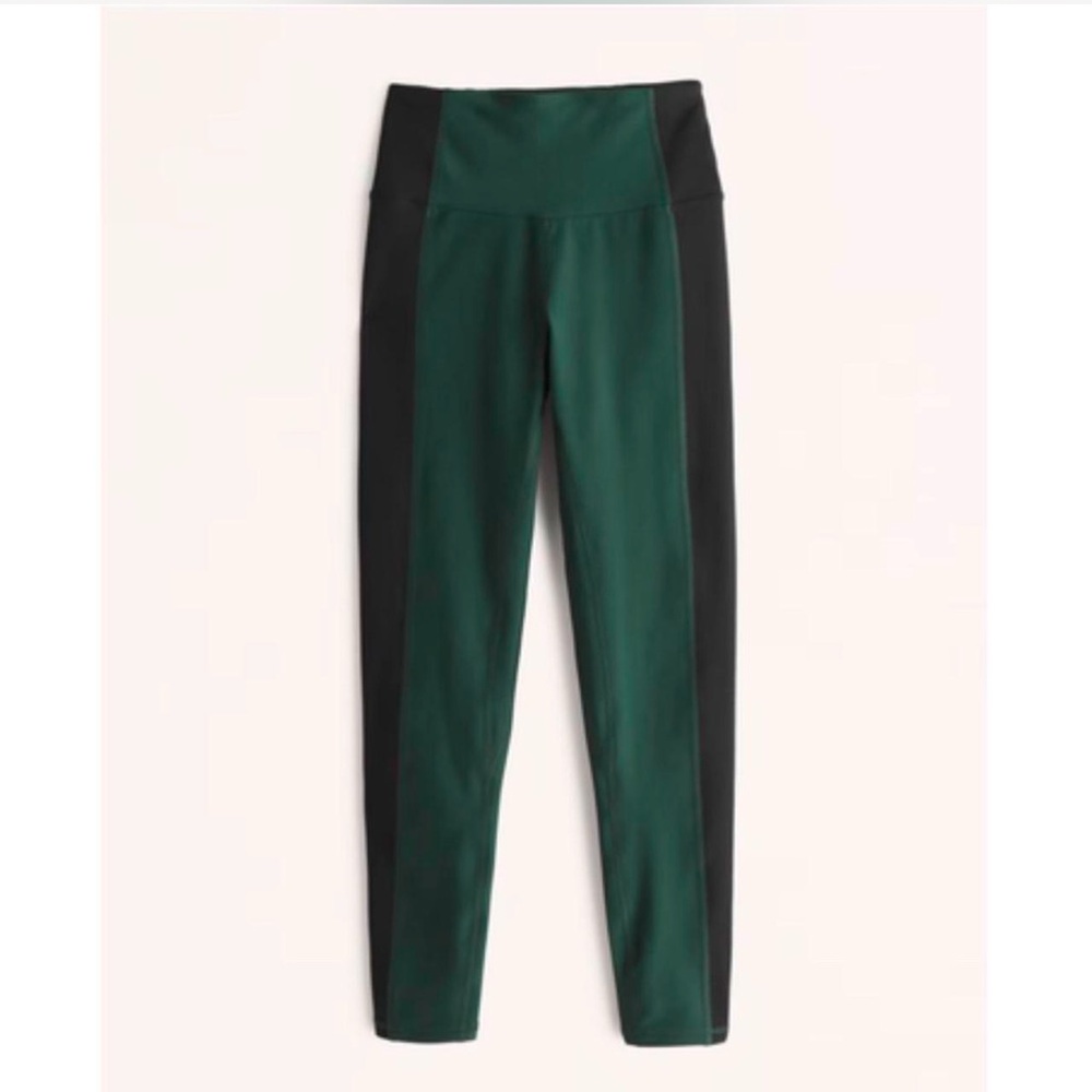 Abercrombie & Fitch YPB “SculptLux 7/8” Legging